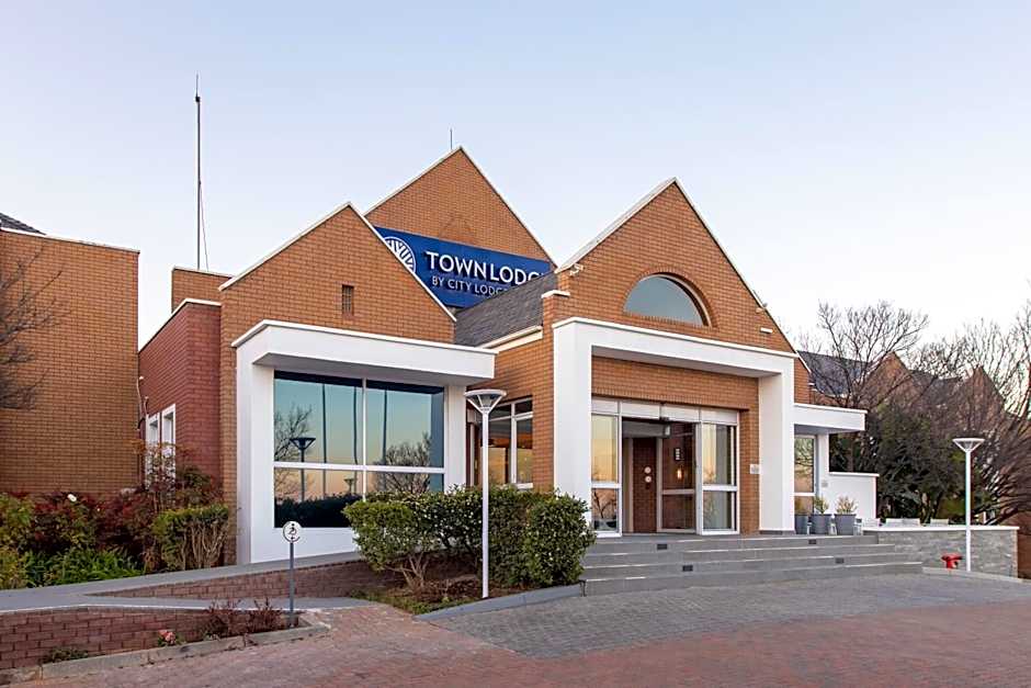 Photo 1 of 25 of Town Lodge Johannesburg Airport