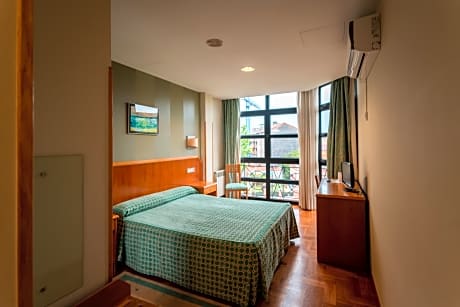 Double room with extra bed