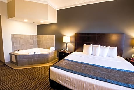 King Suite with Spa Bath