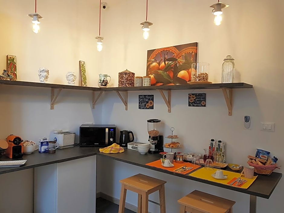 B&B Aziz – Palermo, CA