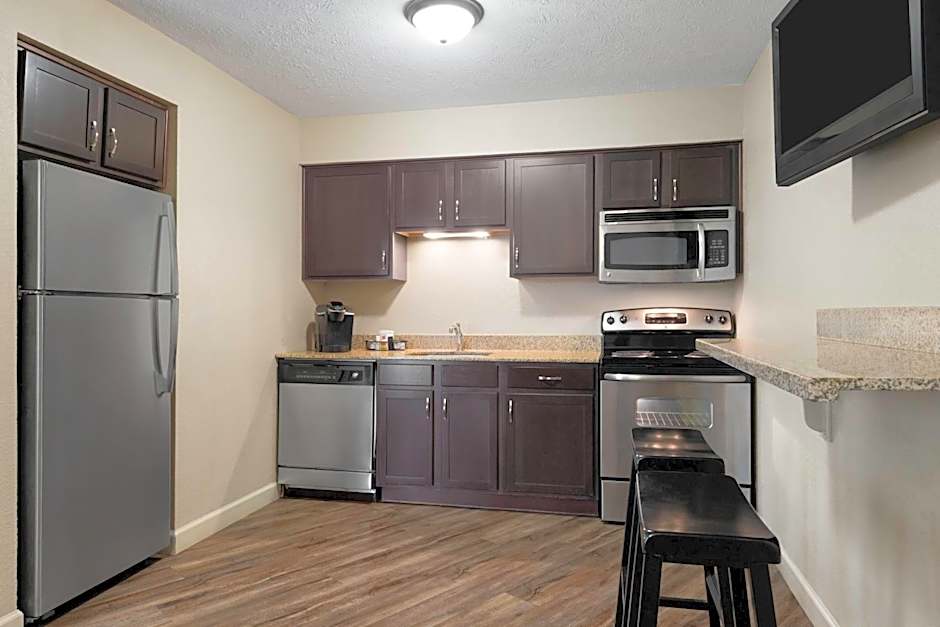 Eastland Suites Hotel & Conference Ctr, Trademark by Wyndham