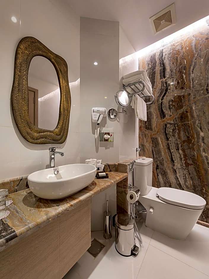 Crowne Plaza Alexandria Mirage by IHG