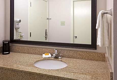 2 Double Beds Deluxe Room Non-Smoking