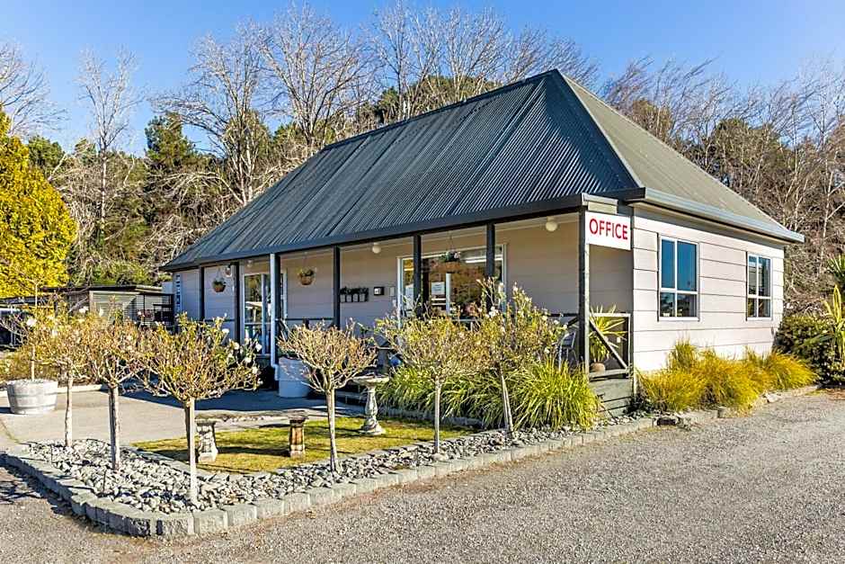 Motutere Bay TOP 10 Holiday Park