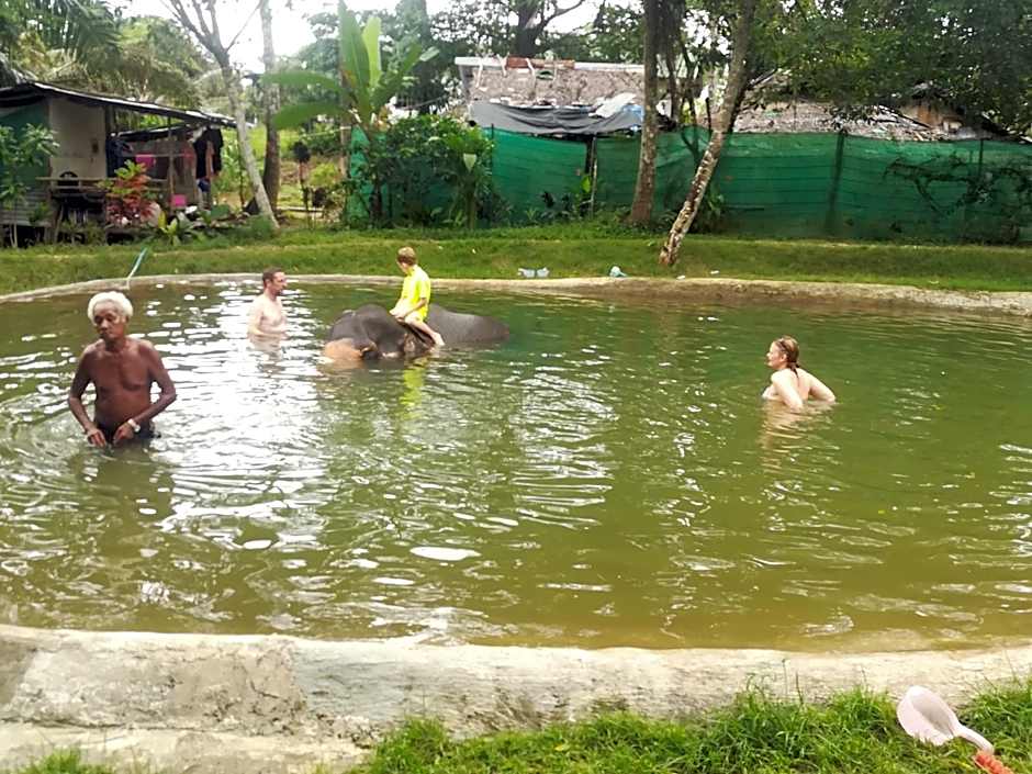 Mae Pon Hostel