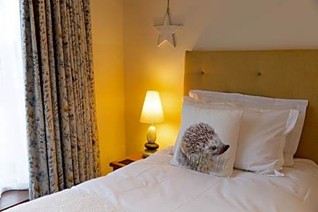 Standard Single Room with Shower