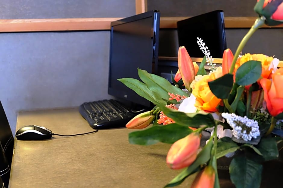 Cozy At 9 Hotel And Kitchen