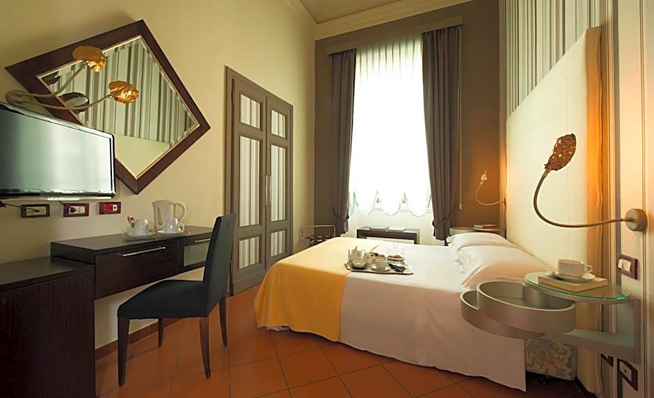 De La Pace- Sure Hotel Collection by Best Western
