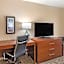 Comfort Inn & Suites Charlottesville Hollymead Town Center
