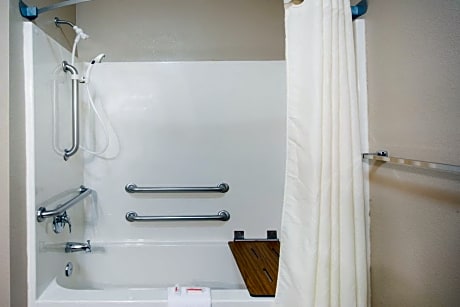 King Room with Bathtub and Grab Bars - Mobility Access/Non-Smoking