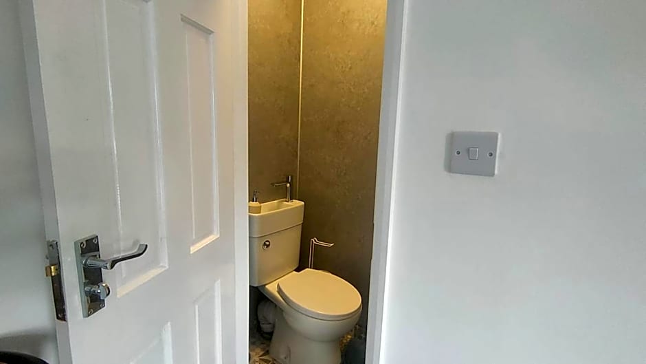 Sanderson Studio Apartments in Bromley, Greater London