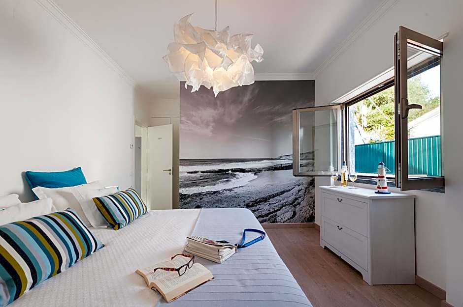 Beachouse - Surf, Bed & Breakfast