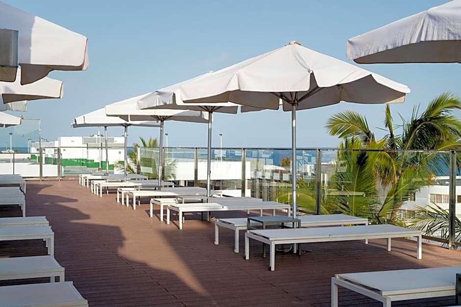 Plus Fariones Apartamentos