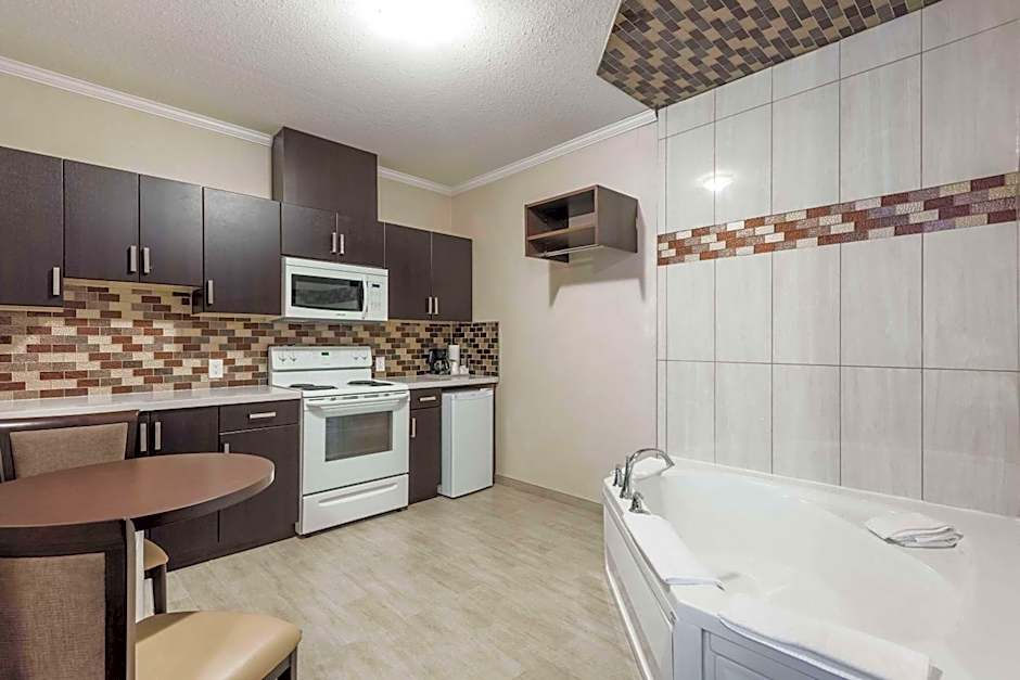 Super 8 by Wyndham Watrous