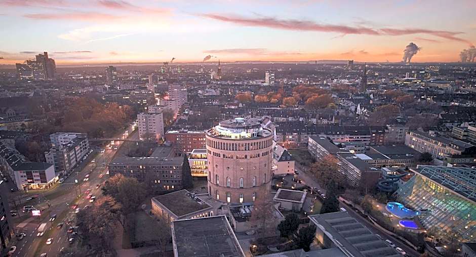 Wasserturm Hotel Cologne, Curio Collection by Hilton
