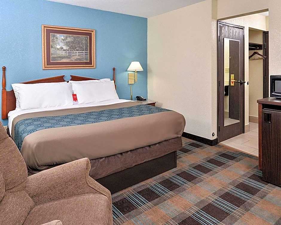 Econo Lodge Inn & Suites Shelbyville
