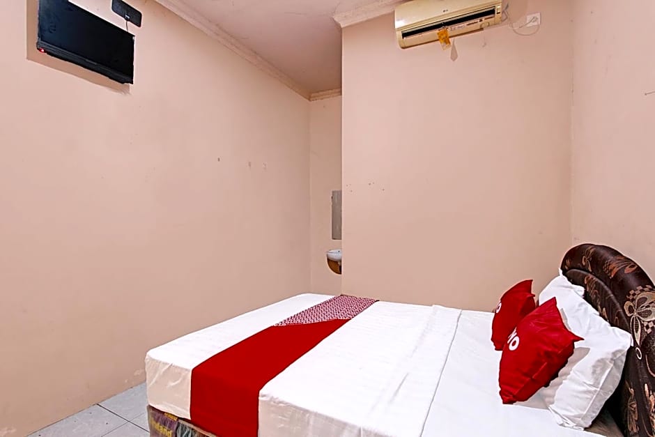 OYO 92459 Cahyo Kost 2