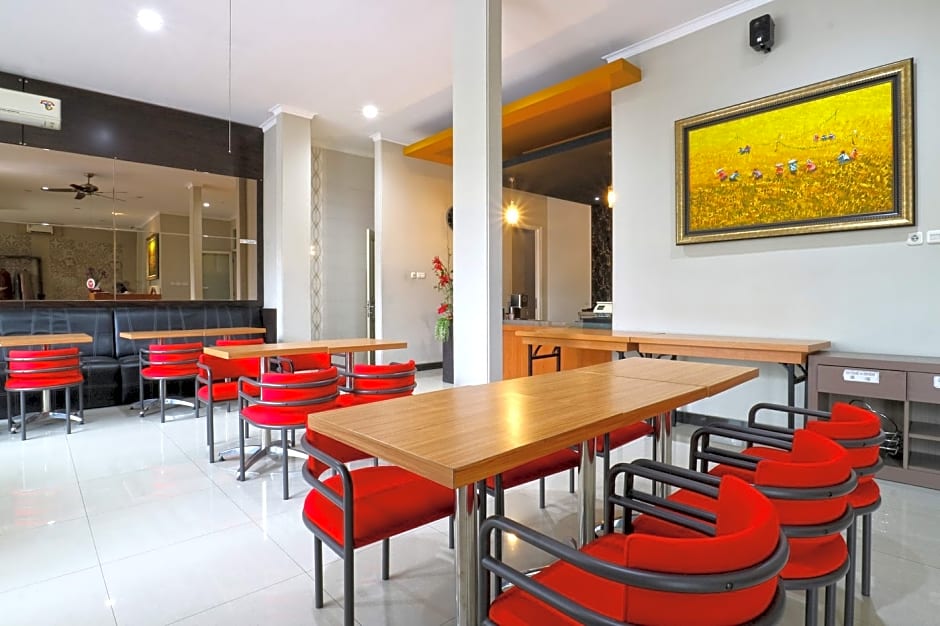 Chiaro Hotel Syariah by ZUZU