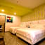 Luma Plaza Hotel