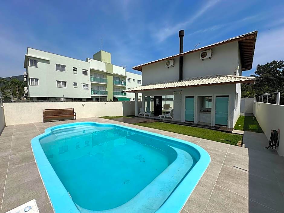 minhacasapraiapalmas istag 4 suítes 30 hosp a combinar