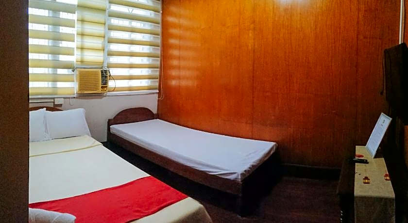 RedDoorz @ Capitol View MC Inn Nueva Vizacaya