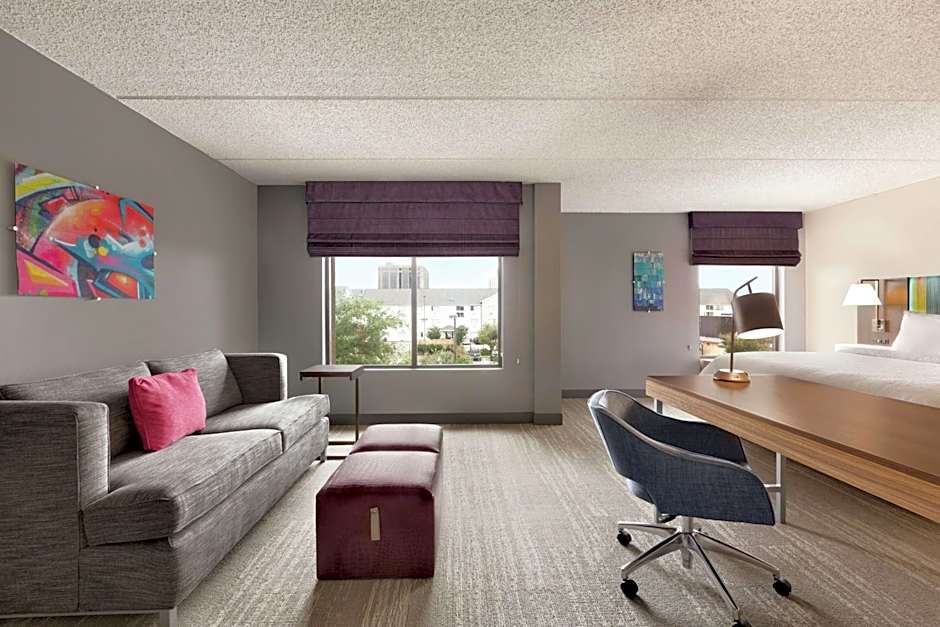 Hampton Inn By Hilton Houston-Brookhollow