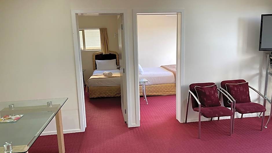 Chantillys Motor Lodge