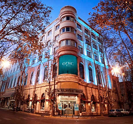 Epic Hotel Villa Mercedes