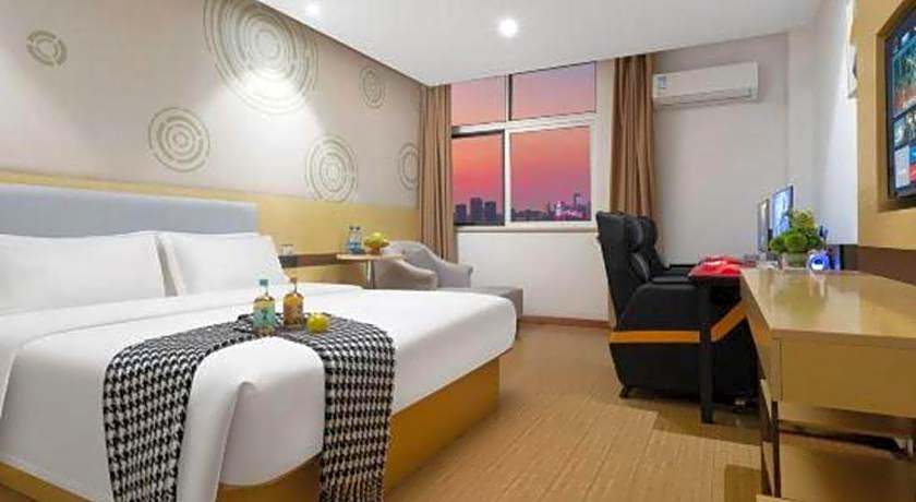 GreenTree Inn Huanggang City Wuxue City Kanjiang Avenue
