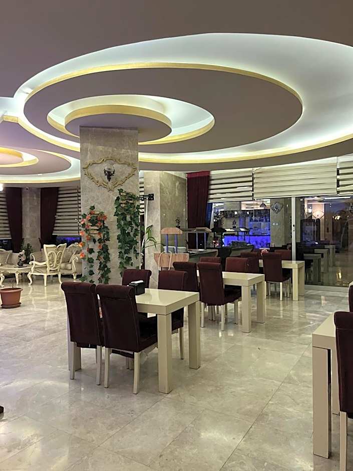 Grand Ezel Hotel