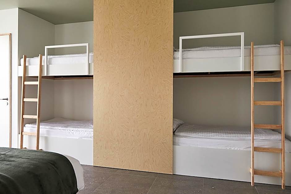 Photo 1 of 10 of Suite
