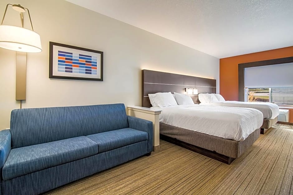 Holiday Inn Express Hotel & Suites Custer