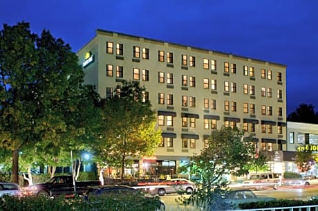 Days Inn Connecticut Avenue