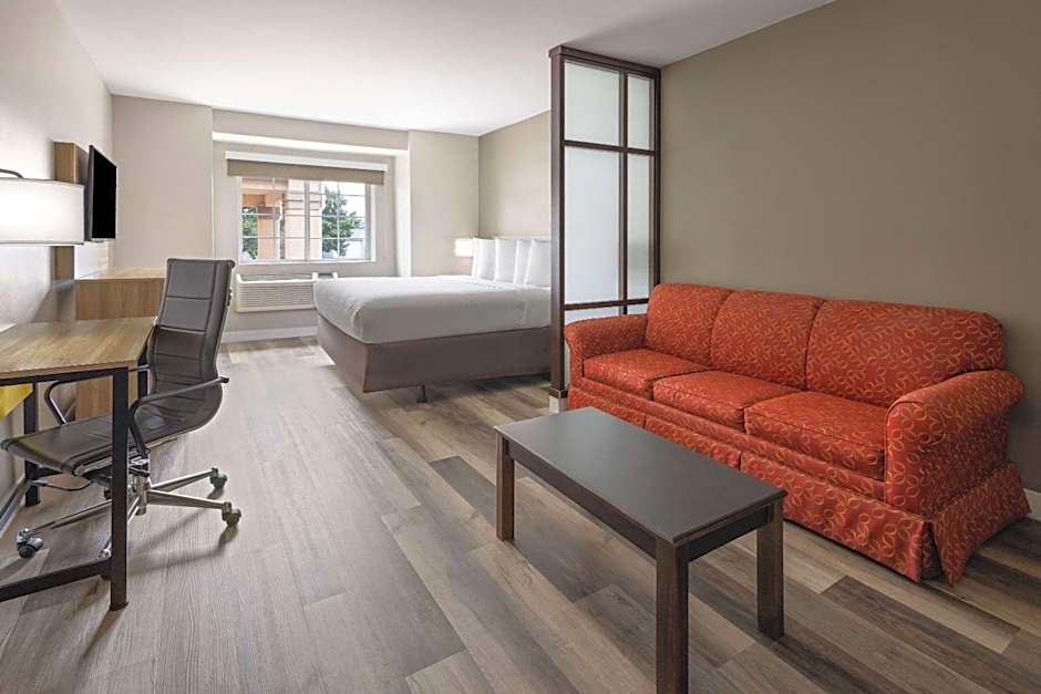 Days Inn by Wyndham Jackson Downtown