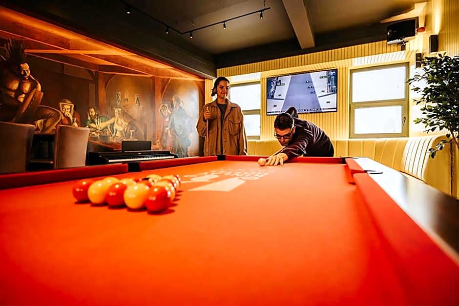 Kinlay Hostel Eyre Square