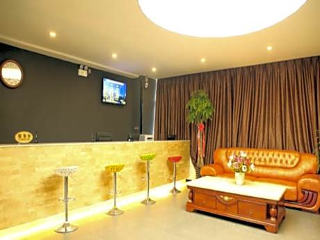 7 Days Premium Shihezi Youxie Plaza Jun Ken Museum