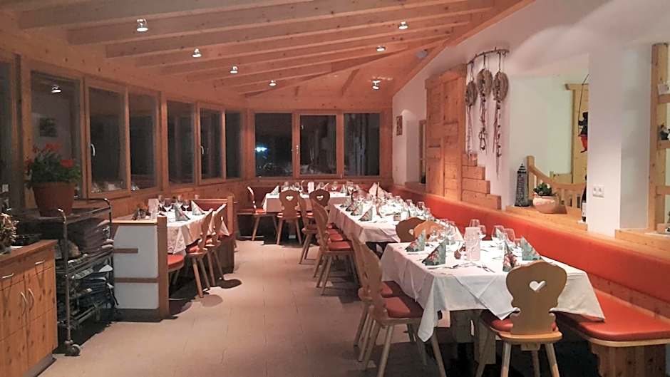 Edelweisshütte Ladurns