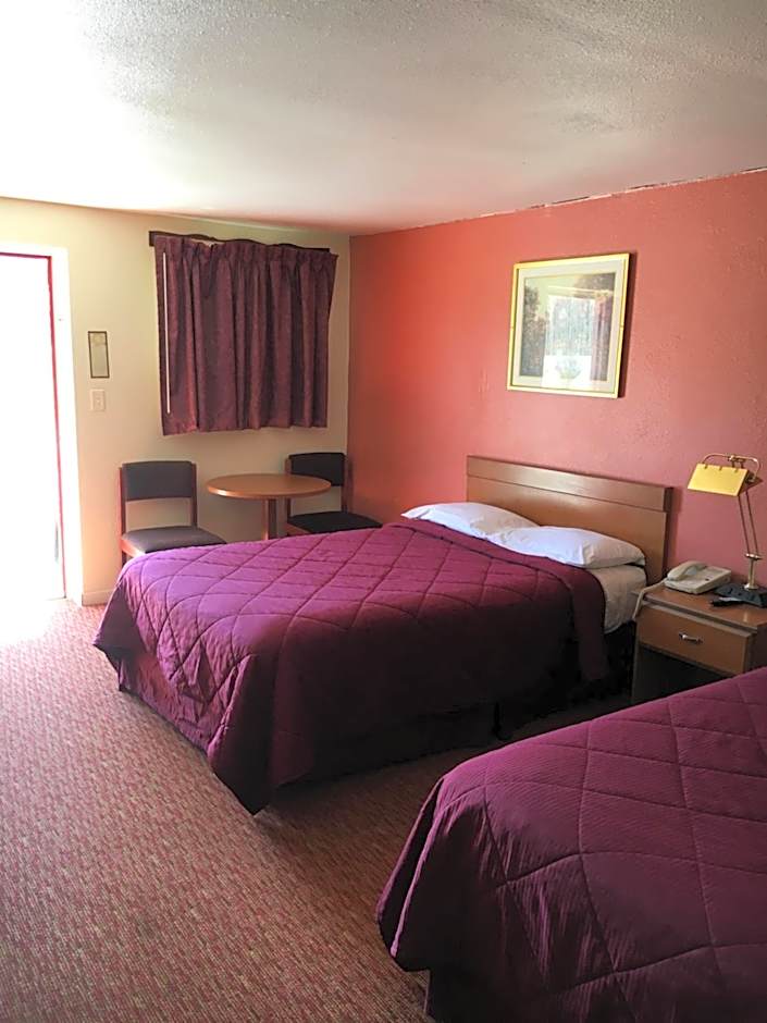 Budget Lodge Newton Falls
