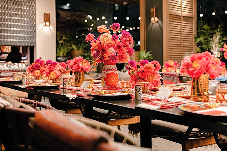 Hollywood Volume, a Tribute Portfolio Hotel