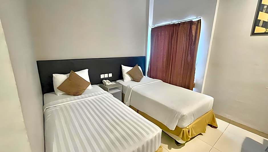 Splash Hotel