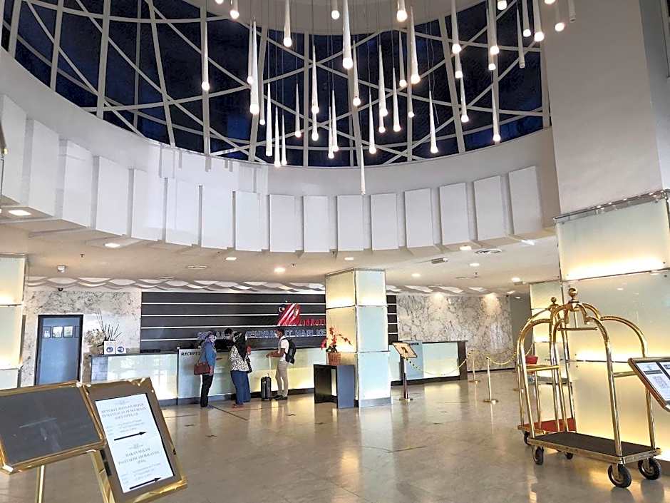 Borneo Royale Hotel