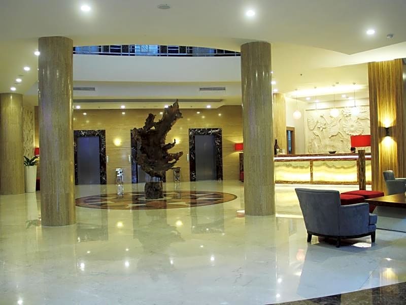 Cavinton Hotel Yogyakarta by Tritama Hospitality