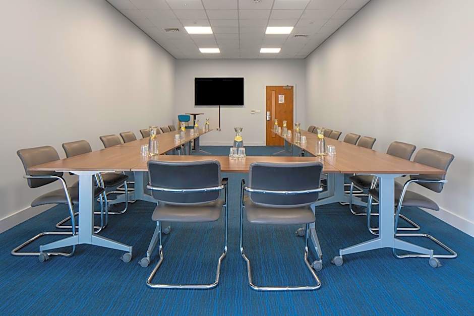 Holiday Inn Express Birmingham-Snow Hill By IHG