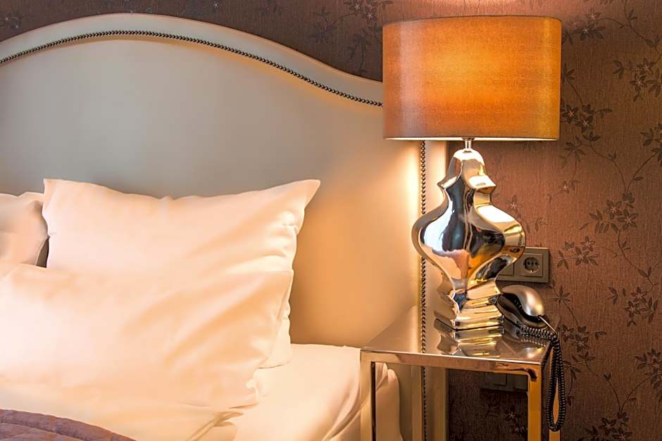 La Mansion Vi Vadi Hotel