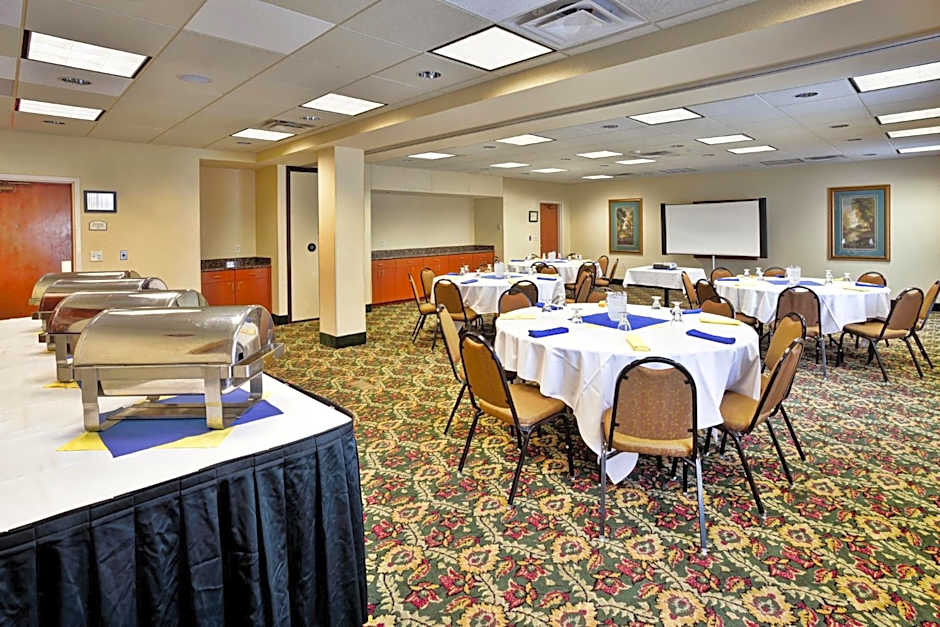 Holiday Inn Hotel & Suites Ann Arbor University of Michigan Area By IHG