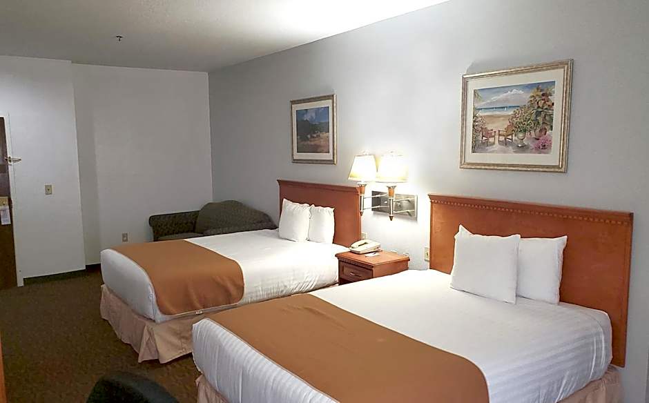 Photo 1 of 4 of 2 Queen Beds with Sofabed Suite, Accessible