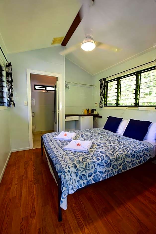 Thornton Beach Bungalows Daintree