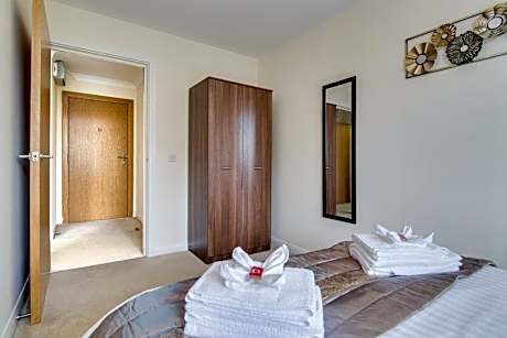 Two-Bedroom en suite Apartment