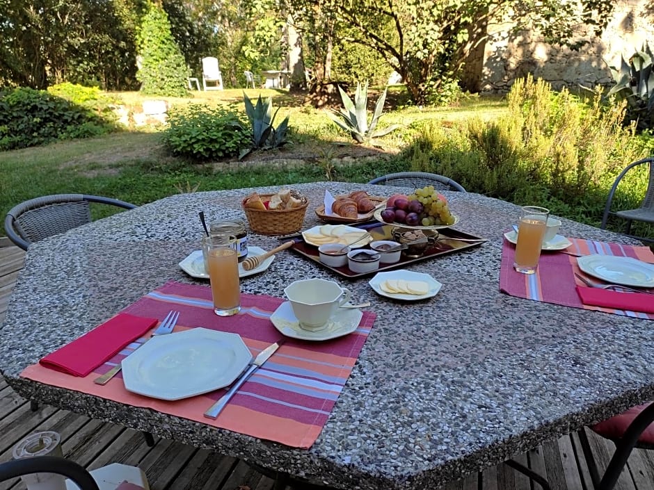 Le Logis Du Pradet – Moncrabeau, IN