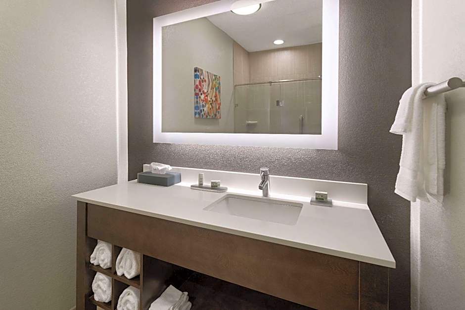 La Quinta Inn & Suites by Wyndham Kokomo